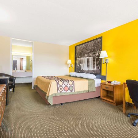 Super 8 By Wyndham Williamsburg Motel Екстериор снимка