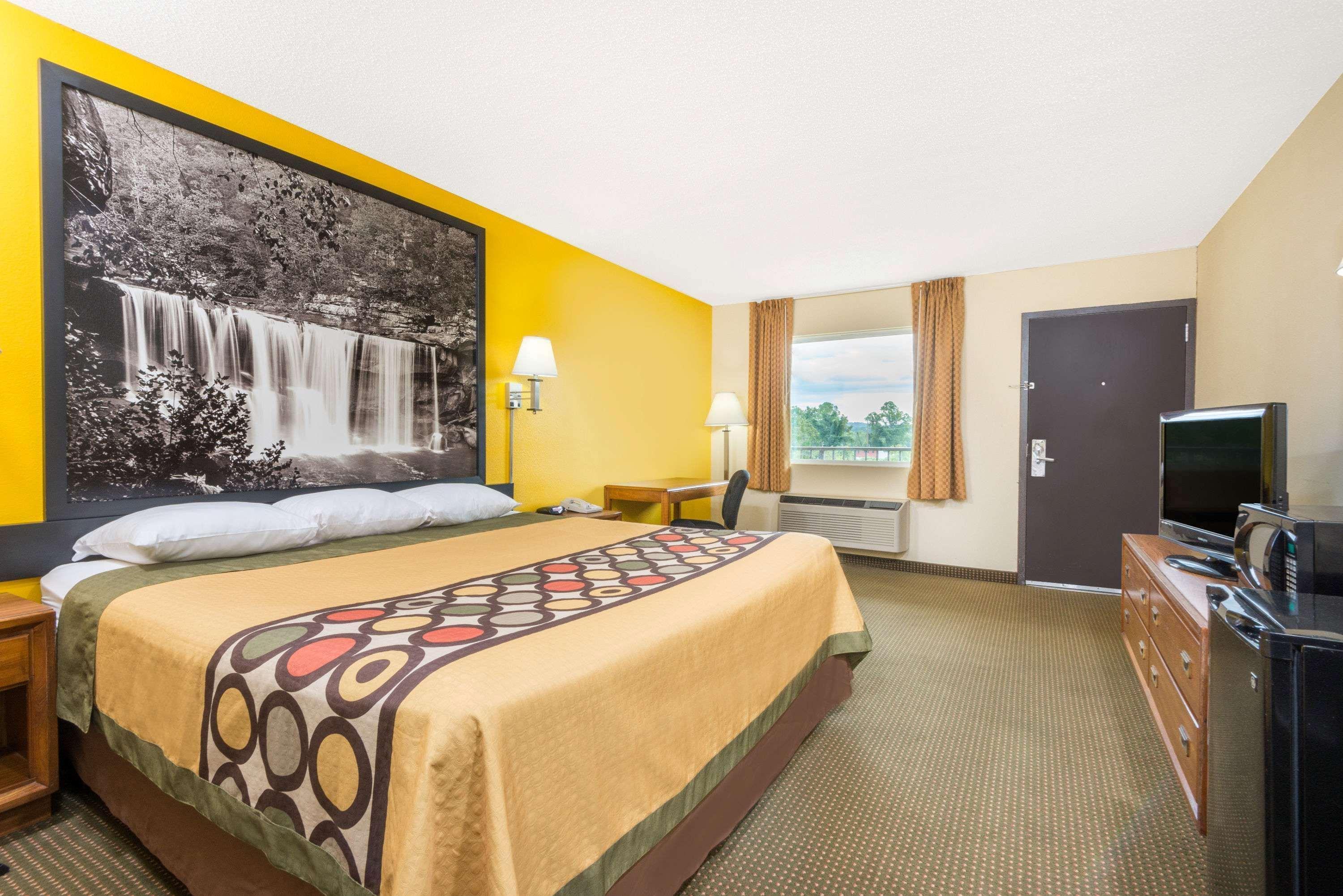 Super 8 By Wyndham Williamsburg Motel Екстериор снимка