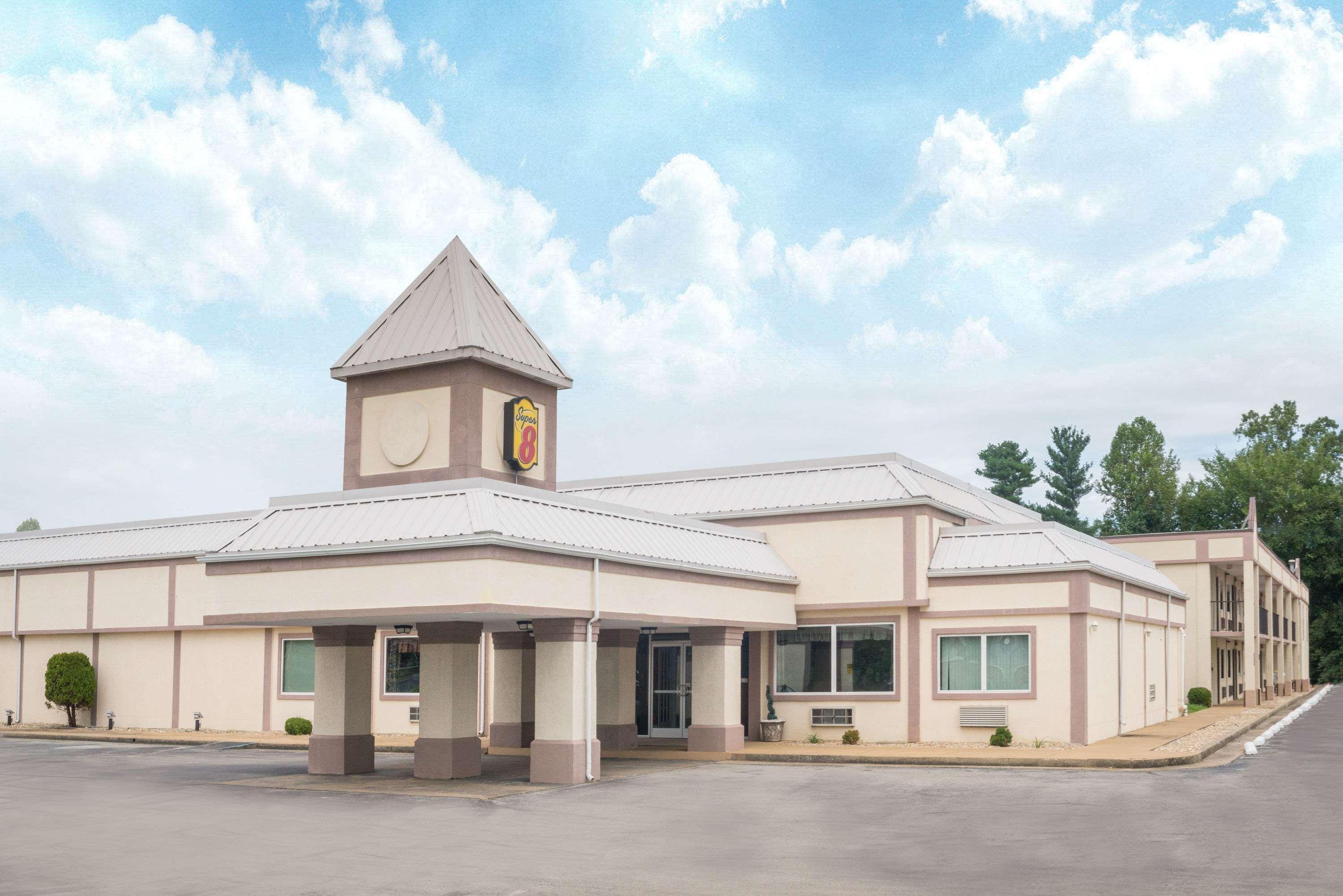 Super 8 By Wyndham Williamsburg Motel Екстериор снимка